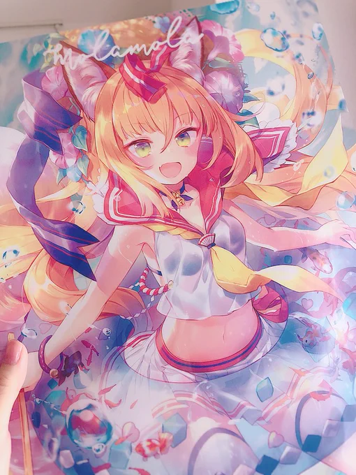 本とクリアポスターとどいた!!☺️きらきらかわいくてうれしい?!!ポスターの透け感も綺麗でいい感じです…!!??でかい 