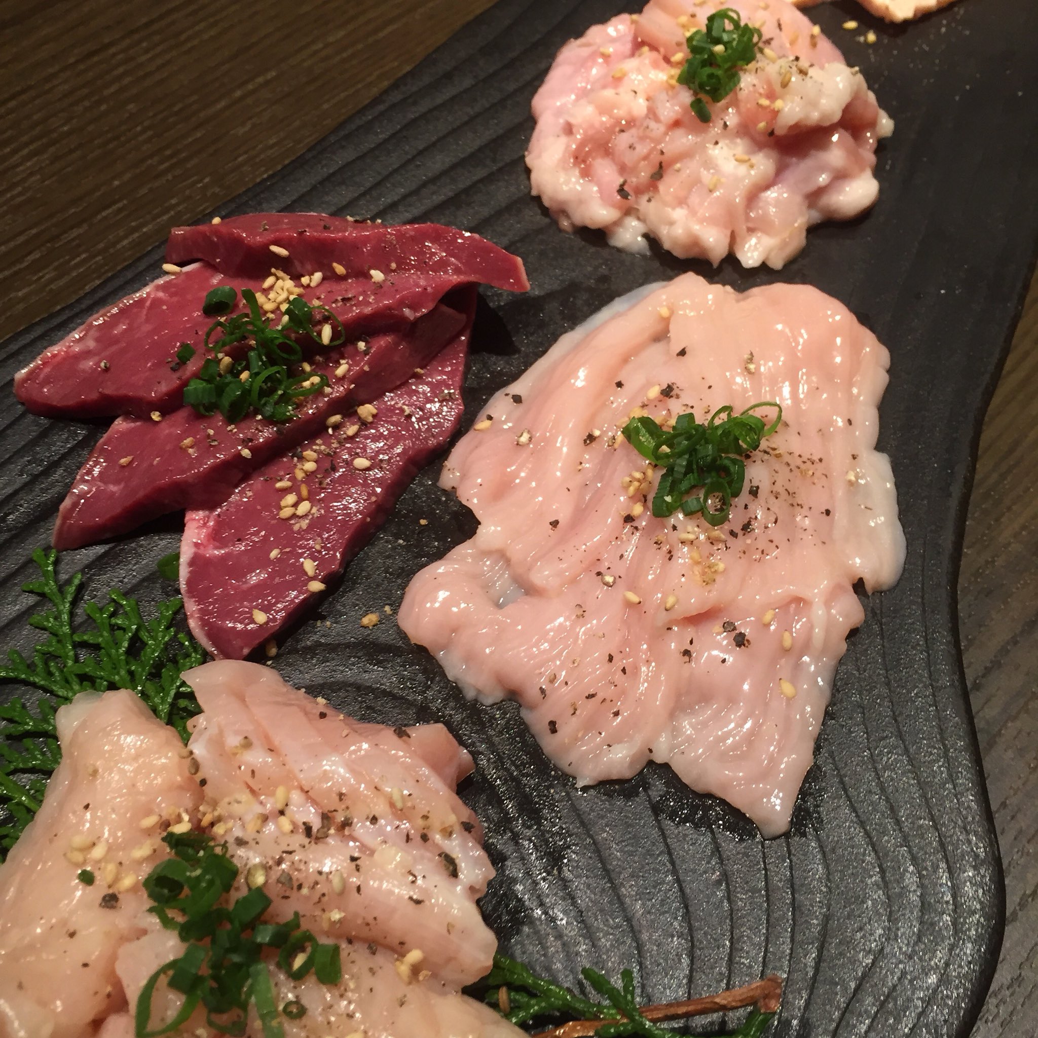 肉処 牛宿 Ushiyado A Twitter お盆休みは8月13日 月 のみです ホルモン盛り合わせ 上ミノ Amp テッチャン Amp 赤センマイ Amp ハツ 塩 牛宿 板宿 神戸 神戸市 須磨区 焼肉 肉 和牛 ホルモン 上ミノ テッチャン 赤センマイ タケノコ ハツ 塩 肉処 牛宿 Ushiyado A Twitter お盆休みは8月13日 月 のみです ホルモン盛り合わせ 上ミノ Amp テッチャン Amp 赤センマイ Amp ハツ 塩 牛宿 板宿 神戸 神戸市 須磨区 焼肉 肉 和牛 ホルモン 上ミノ テッチャン 赤センマイ タケノコ ハツ 塩