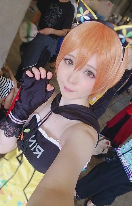 Twitterのコスプレ画像15