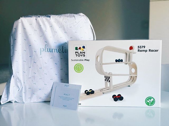 celine_picot's tweet photo. Vrooom vrooom 🚙🏎💨
.
#circuit #car #babytoys #littlebaby #boy #mylittleboy #listedenaissance @milirose.officiel #thanks #mumtobe #babybump @plumeti_boutique #woodtoys #tuttut #plumetiboutique https://t.co/r4XIu6UXCY https://t.co/J8QCNfuZUI