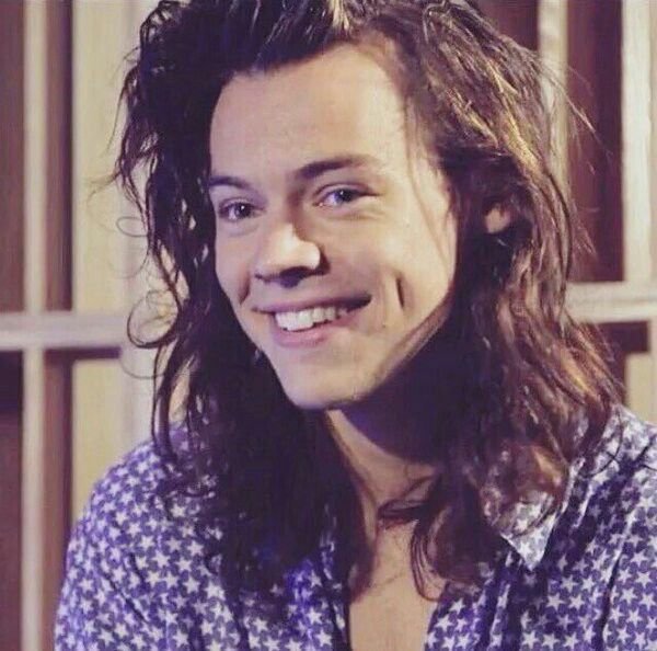 AddictedtoStyl3's tweet photo. I miss his long hair https://t.co/xSDzgL1m0E