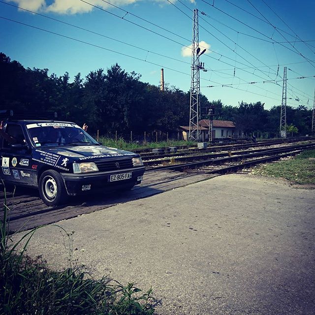_GamerRaid_'s tweet image. #EuropRaid2018 #Bulgarie 🇧🇬 #Bulgaria #205GT #Train #Rail #GamerRaid #MegaDrive #TravelCamper #AutomobileJulesVerne #Actual #Hypercube ift.tt/2nqPB2m