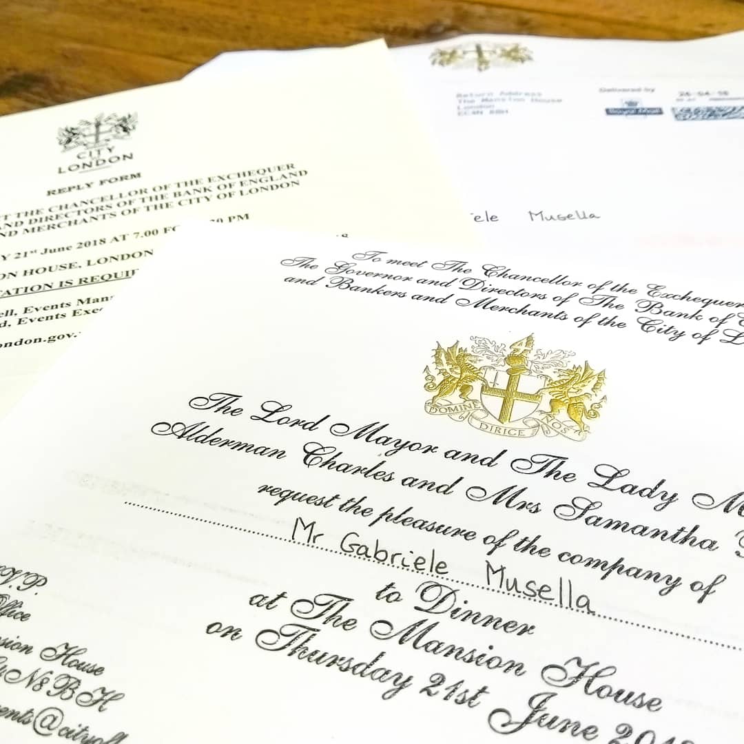 In June I was invited to the 
#MansionHouse Bankers’ Dinner
Org by #MarkCarney #BankofEngland, and #PhilipHammond. 

I am glad to be at the heart of the 
#Fintech revolution n to rep 
British Fintech startups alongside 
Monzo, iZettle, and Transferwise

#DLT #GreenFinance