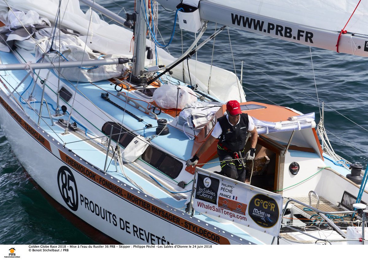 Philippe_Peche's tweet photo. [🔴 AVARIE] Coup dur pour Philippe... Rupture de la barre franche ! Pas de moyen de réparer 😖 Il fait route vers Cape Town qu'il ralliera dans 15-20 jours. Tous les détails ici : https://t.co/IO6otGjomc @ggr2018official #classementchichester #prb #gopepeche https://t.co/uA18MgOTdT