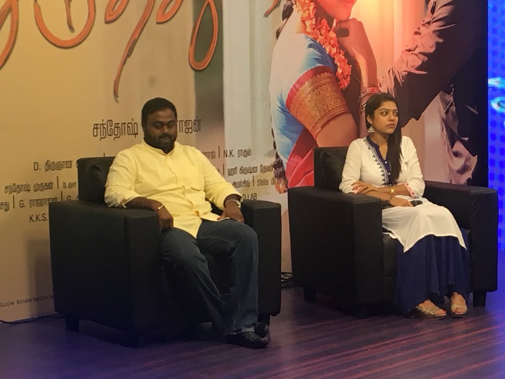 prakash_anbudan's tweet photo. Actress #VijiChandrasekhar joins #Seemathurai promotions at #KalaignarTV 

#SeemathuraiPromotions @geethanbritto @VarshaBollamma @josefranklin007 @editorveera @ActorViji @santhoshthiya @BuvanMedia @sklangval @urkumaresanpro  @kalaignartv https://t.co/K1KZe2H9Dg