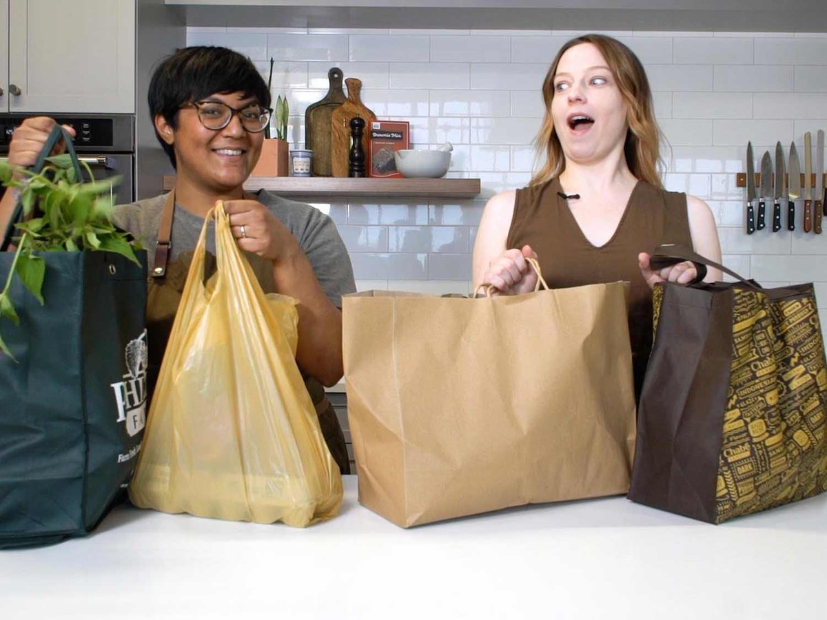 CucinaAdmin's tweet photo. New post (Mystery Box Cooking Challenge: Sohla Versus Stella) has been published on Carmela's Cucina - https://t.co/DeaSo2yE3m https://t.co/hE1KN86r50
