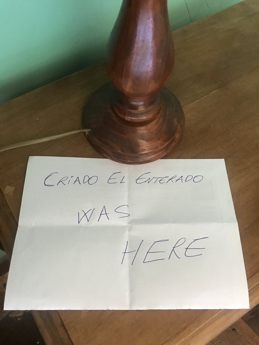 Belen_Montes_'s tweet photo. Dormir en la habitación que acaba de dejar @CriadoEnterado en #Zuzones, no tiene precio ❤️🤘🏻 Jajajajaja Viva @sonoramaribera https://t.co/V5WHsnuDgq