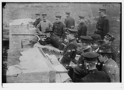 CommonsBot tweet media