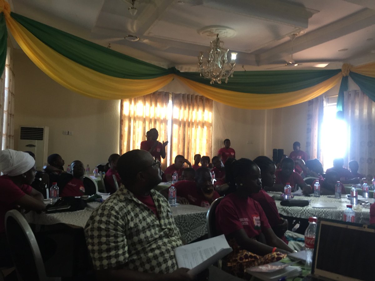 eduspots's tweet photo. YOUTH VOLUNTEER IN GHANA went to @stephentettegah for all his enthusiasm for the project and the leadership shown in building young readers in his community in Kalpohin, Tamale. Congratulations Stephen! #awards #conference #leadership https://t.co/ii0hTZ5iTR