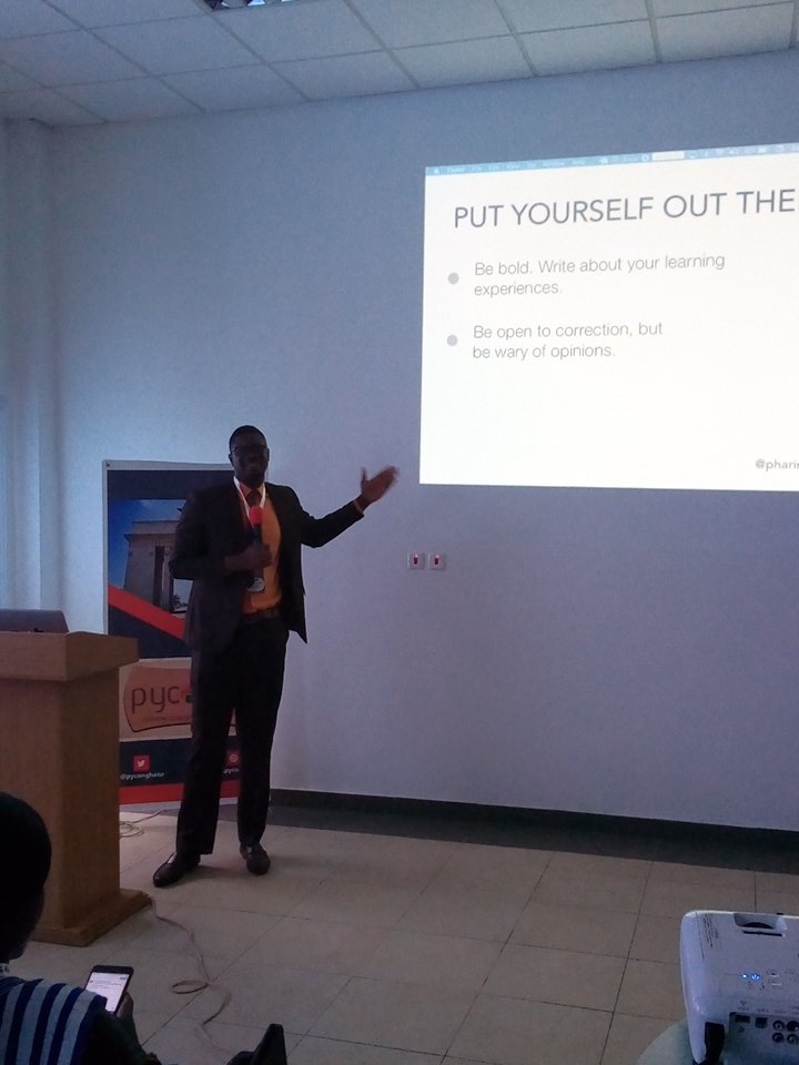 y_noraa7's tweet image. #PyConGH  @pharingee. Be open to corrections, but be weary of opinions