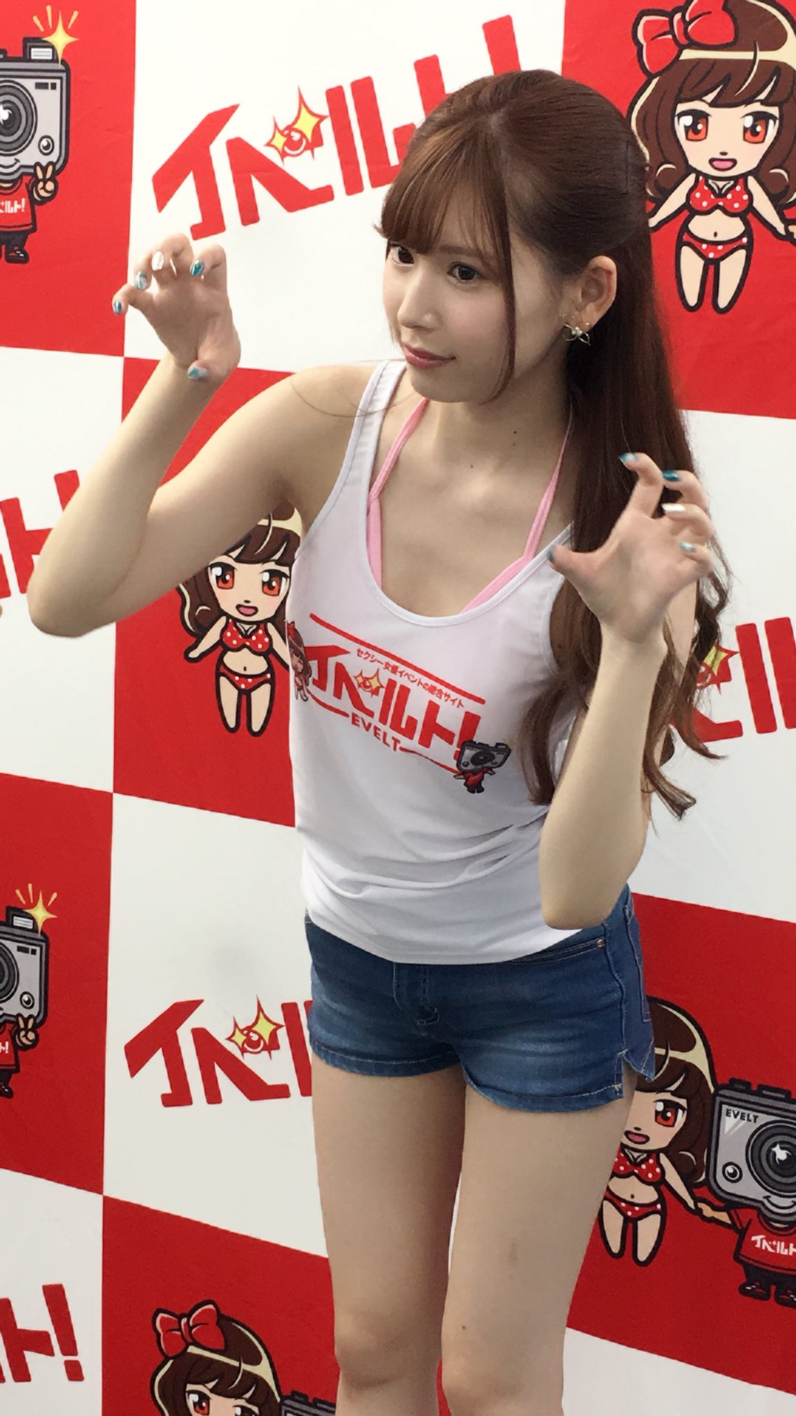 イベルト2018 明里つむぎ サイン入りTシャツ