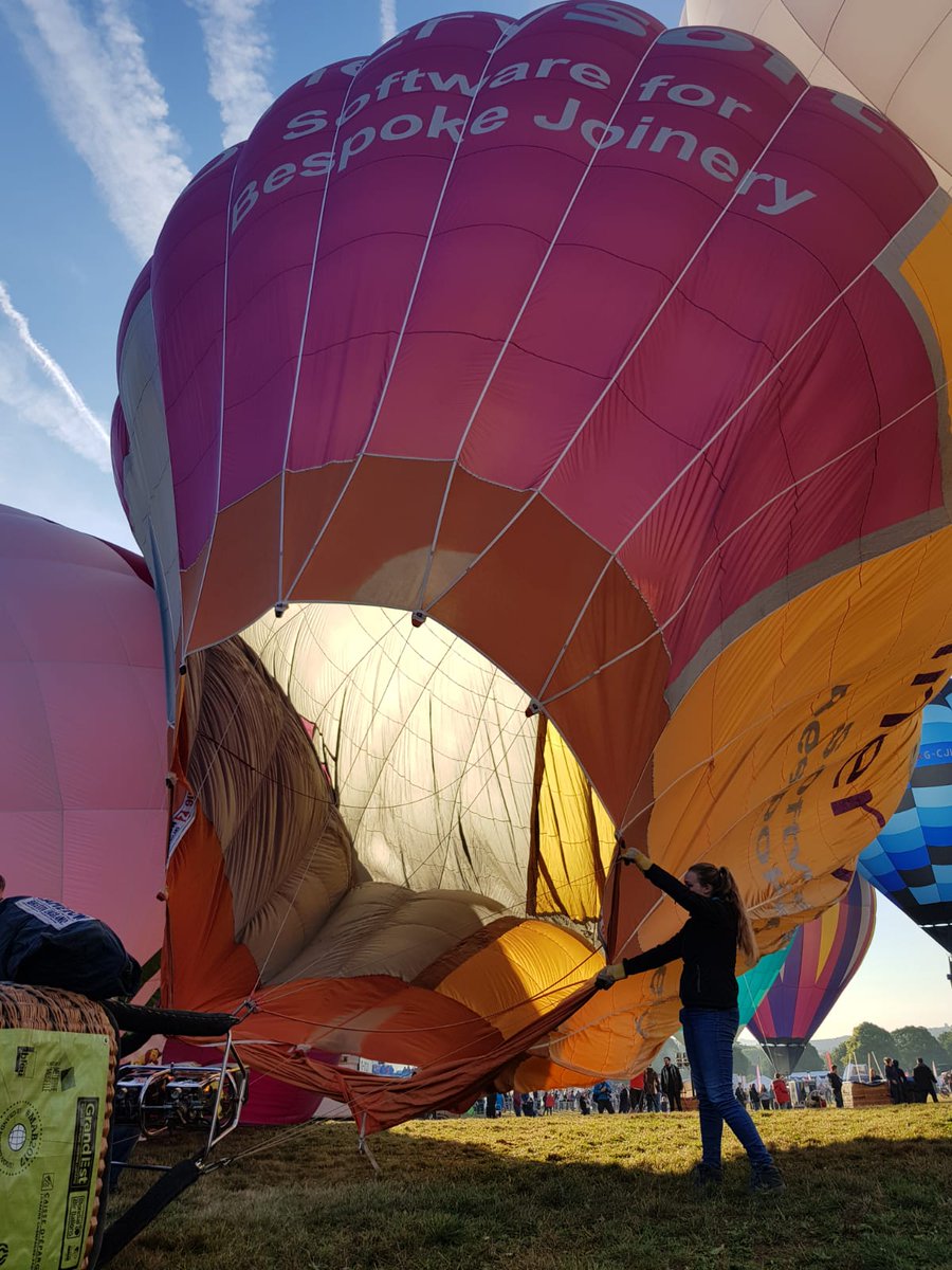 bristolballoon's tweet photo. Some brilliant shots from this morning, Bristol we hope you loved it as much as we all did! https://t.co/1zhJ1LjYx0