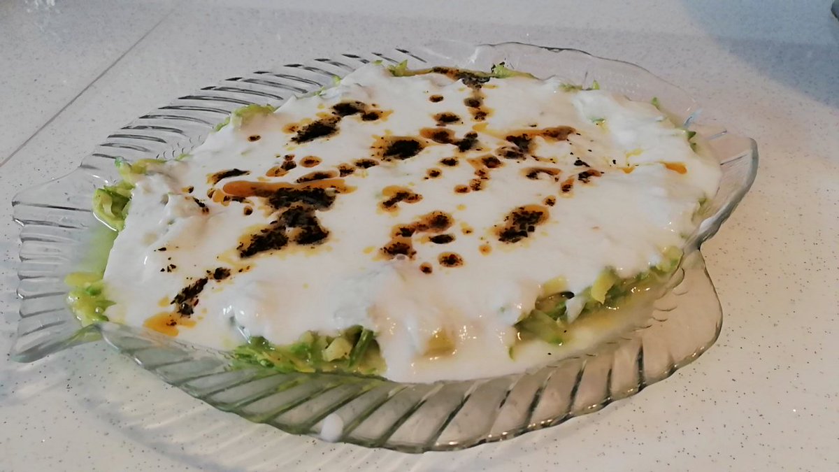enbasittarifler's tweet photo. Yoğurtlu Kabak Salatası Tarifi (5 Dakikada Soğuk Salata) https://t.co/zQpGOgexHw #basityemektarifleri #yemektarifleri #yemek https://t.co/X8KujVbpKV