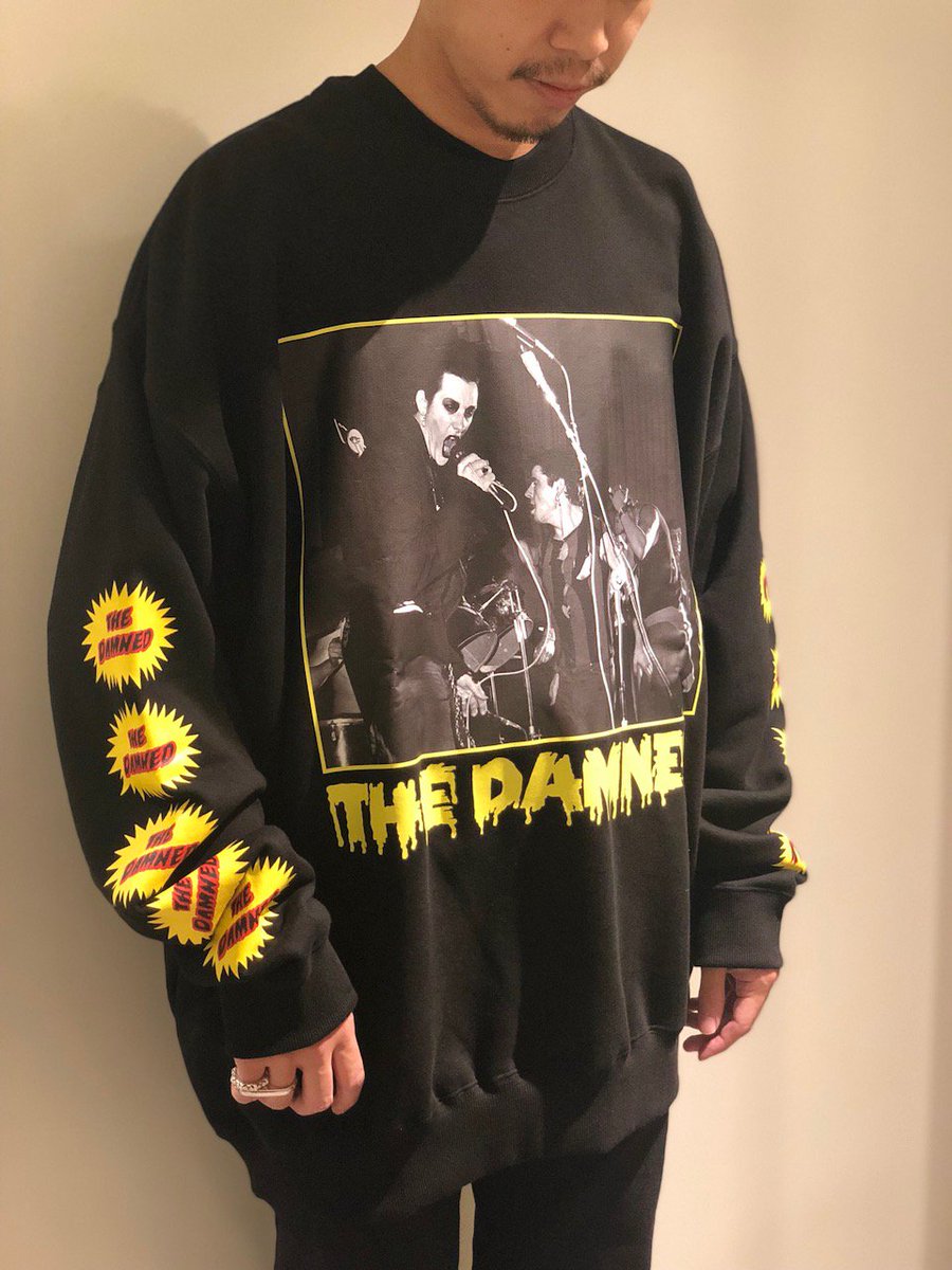 バーニーズ ニューヨーク 新宿店より ハードコアパンク グランジ グラフィティ スケートボード 文学など様々なジャンルを取り込み 現代の新しい精神で服を作成する キディル がバーニーズ ニューヨークに初登場 17年度tokyo新人デザイナー