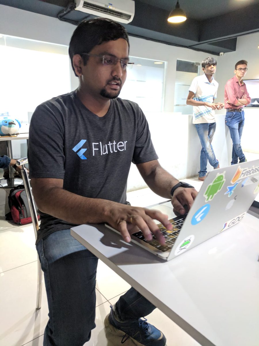 GDGAhmedabad's tweet image. Today&apos;s master @dhuma1981 taking hands-on and participants are following steps. #flutterio