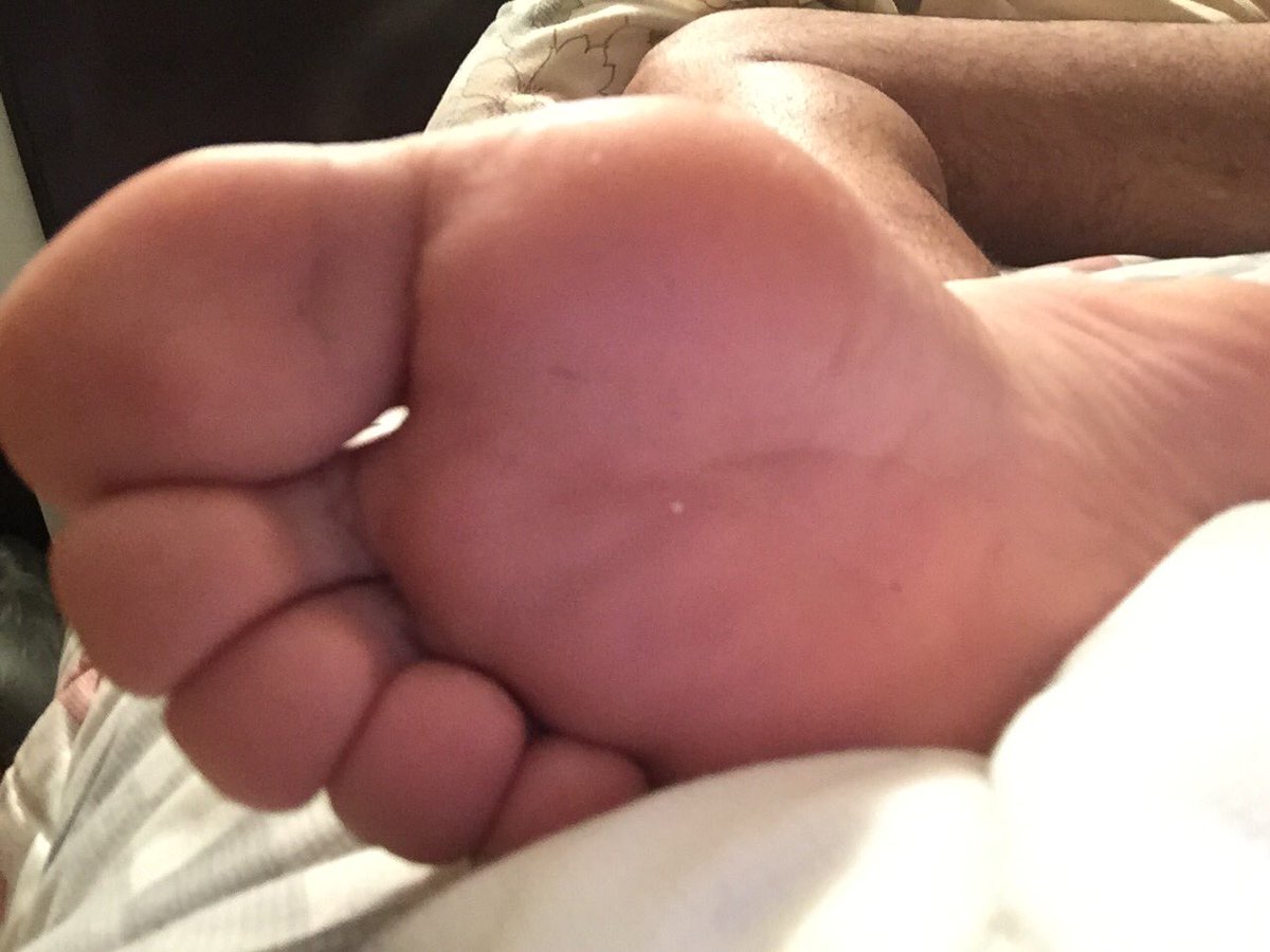 MasterJakekouba's tweet photo. Ok so let’s do a final session tonight this one will be in kik, cmon faggots let’s play make daddy happy give me what’s mine #findom #paypig #fagcash #finslave #cashmaster @RTP1G  @RTfaggot @find0m https://t.co/WAM4LvguQk