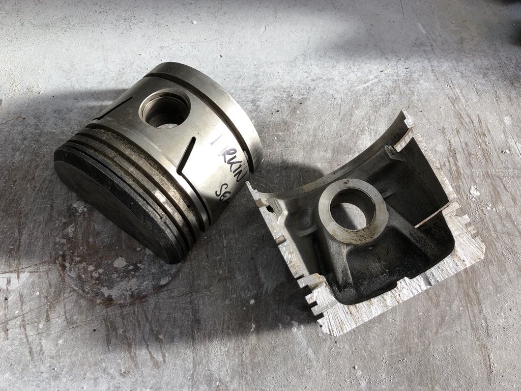 ChrisWardLondon's tweet photo. Birkin’s Bentley drew the attention of Christopher Bennett at @tmbartmetal. Christopher personally met Daniels when tracing the piston that now forms part of the C8. 

#ChristopherWard #C8BirkinsBlower  #CalibreSH21 #TMBArtMetal #TimBirkin #BentleyBlower #GeorgeDaniels #piston https://t.co/FAXsNiEYs5