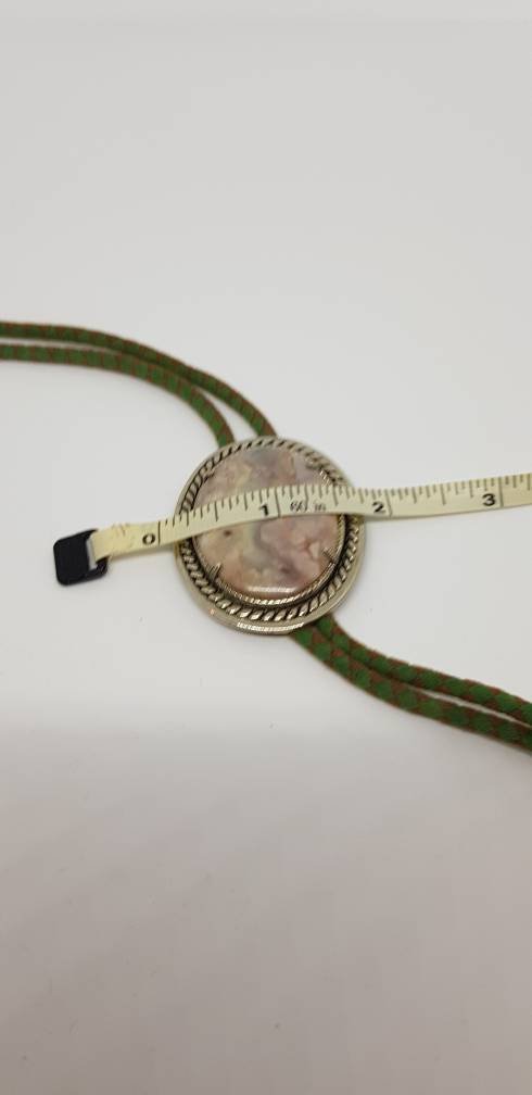 justgemzs's tweet photo. Vintage bolo tie agate stone silver tone bolo tie swade cord with bullets tips rockabilly cowboy western gift for him or her birthday gift https://t.co/Oc91oysz8V #gotvintage #Etsy #justgemz #BootLaceTie https://t.co/Sj6TcA3bpw