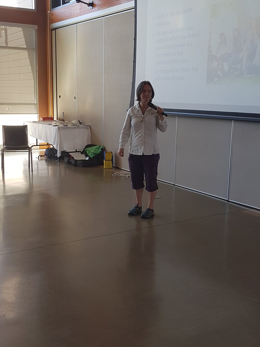 eccdc1's tweet photo. We are having such an incredible morning with Juliet Robertson! #eccdcreflect #ballsfalls #outdoorplay https://t.co/guhksnIimM