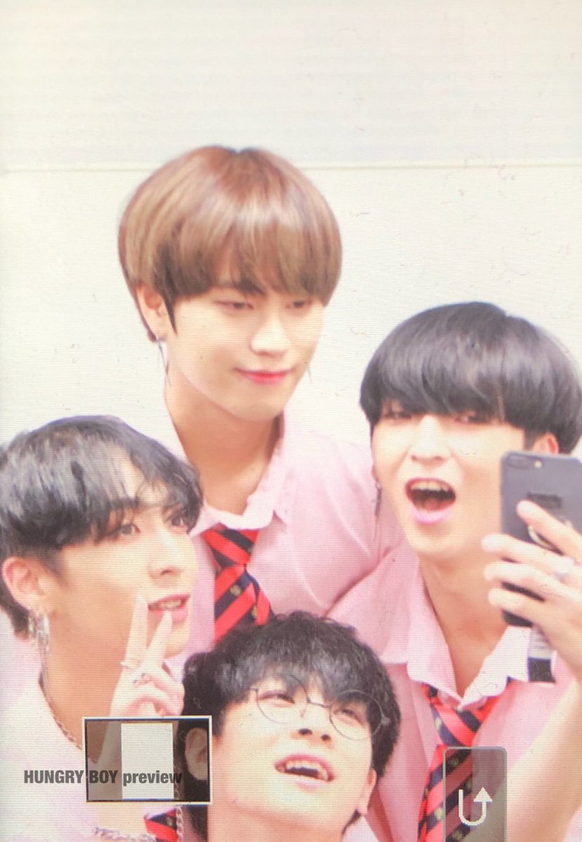 hungryboy0103's tweet photo. [preview]180811
#TO1 #티오원 #투원 https://t.co/ax3KP6Jdhs