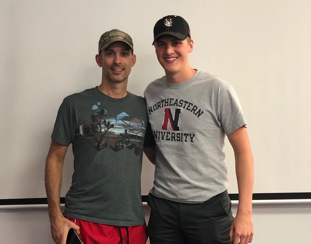 kanalyhockey's tweet image. Look who stopped by for Day 5 of Elite Camp? The Primeau’s! Keith gave us some great insights into what makes a great hockey player and Cayden did some “light” instruction for our afternoon sesh! Thanks guys! #spreadingtheknowledge
