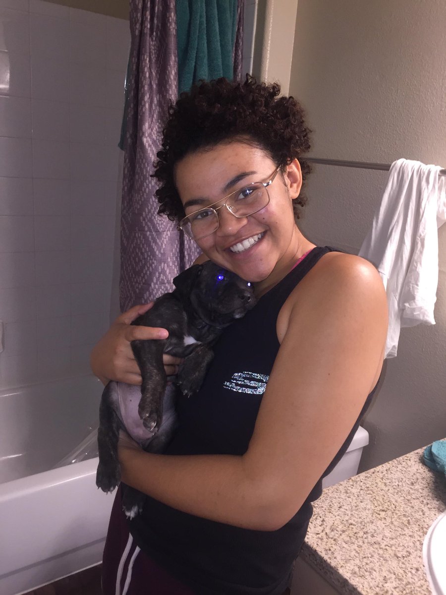 StefaniaOkolie's tweet photo. TODAY: Continued search for 19YO Kiera Bergman who went missing from her #Phoenix home last weekend. Family desperate for answers. Police have opened an investigation. Prayer vigil planned near 51st ave/Thunderbird at 6:30pm. Please continue to share her story #Fox10Phoenix https://t.co/v9xpikYAO6