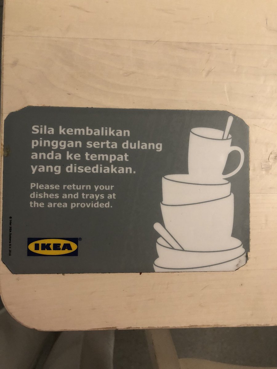 farhanaainiomar's tweet photo. Guys, come on! It has been stated there “pls return your dishes and trays at the area provided”. Simple instruction je pun. 

Itu pun tak faham ke? 🙄🙄 https://t.co/mlIjPHuEGd
