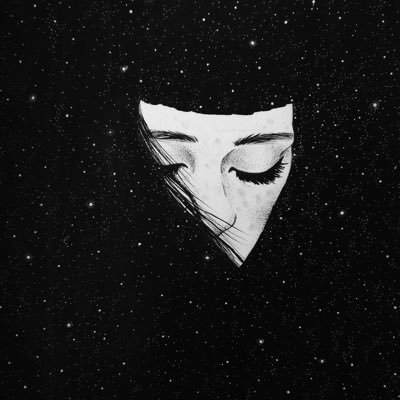 Rrhofi_'s tweet photo. وأنا أكثر مايخيفني أن أحبك أكثر مما تفعل أنت ، أن أكون ذلك الذي يكتُب الرسائل وأنت الذي تقرأها فقط 🖤💬
Ben daha çok sevip mektupları yazan sen sadece okuyan olmandan korkuyorum 🖤💬 https://t.co/6LsVttsVTO