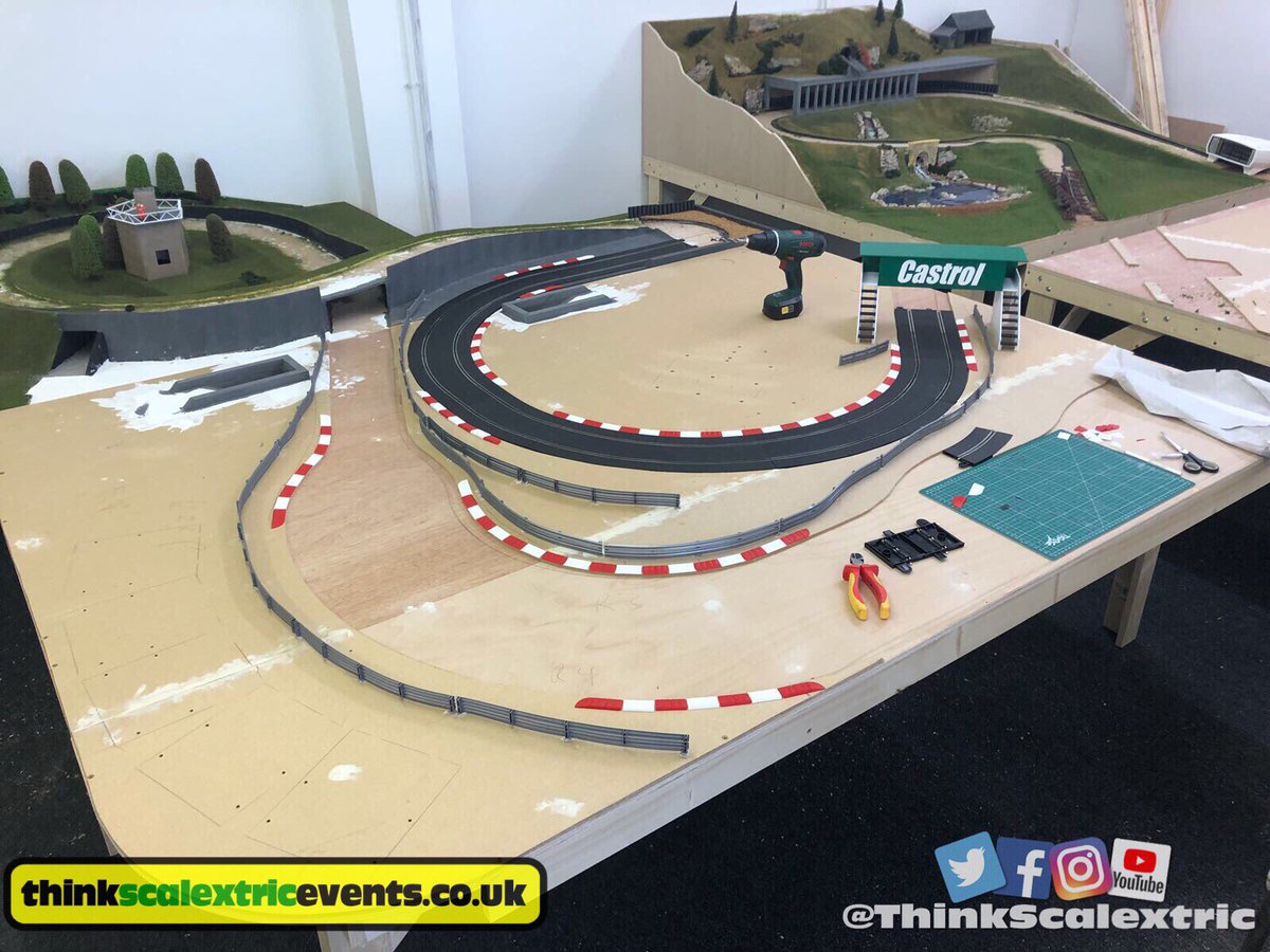 custom scalextric track