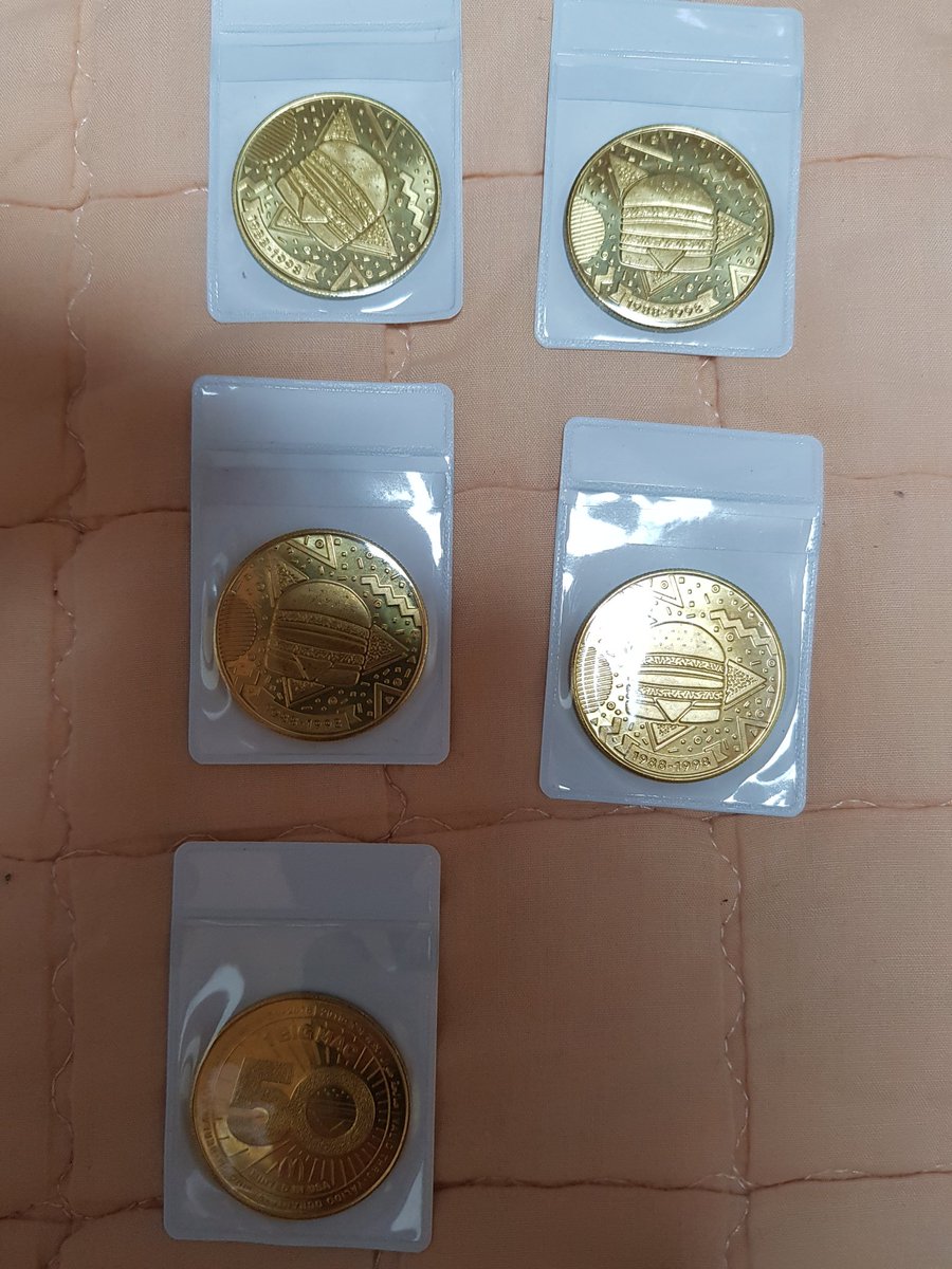 맥도날드 #빅맥50주년 #빅맥코인빅맥트립 #빅맥BLT #빅맥코인 월요일부터 마지막날인 오늘까지 열심히 모았어요 중복되는거 있는데  종류별로 정리도 해놨는데 저 없는거랑 #교환 #빅맥코인교환 해주실분 안 계신가요?