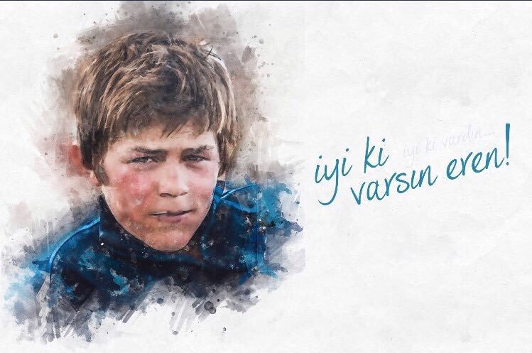 Koca koca insanların devleti milleti sattığı bir zamanda 

Küçük ama, büyük adam Eren

Canı pahasına devletin, milletin yanında yer aldı

#iyikivarsınEren

Dünya durdukça hepimize örneksin...