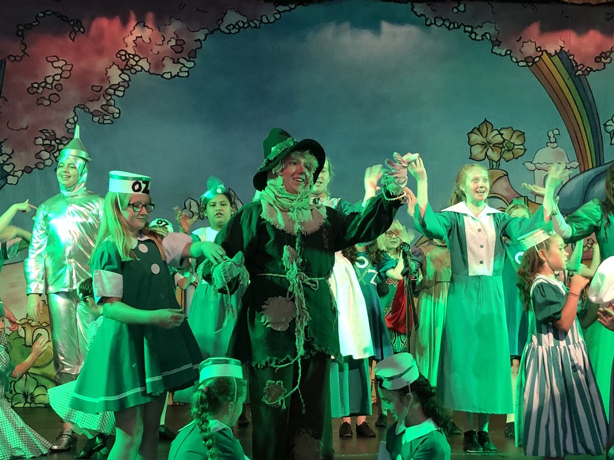 StagecoachCHE's tweet photo. So much fun at our holiday workshops! Such talented children! One week left to go! @ChesterChron @standardchester @KidsInChester @KidsDirectChest @ChesterBuzz_ @Chester_360 @ShoutChester @ https://t.co/mBkxwPgUUO