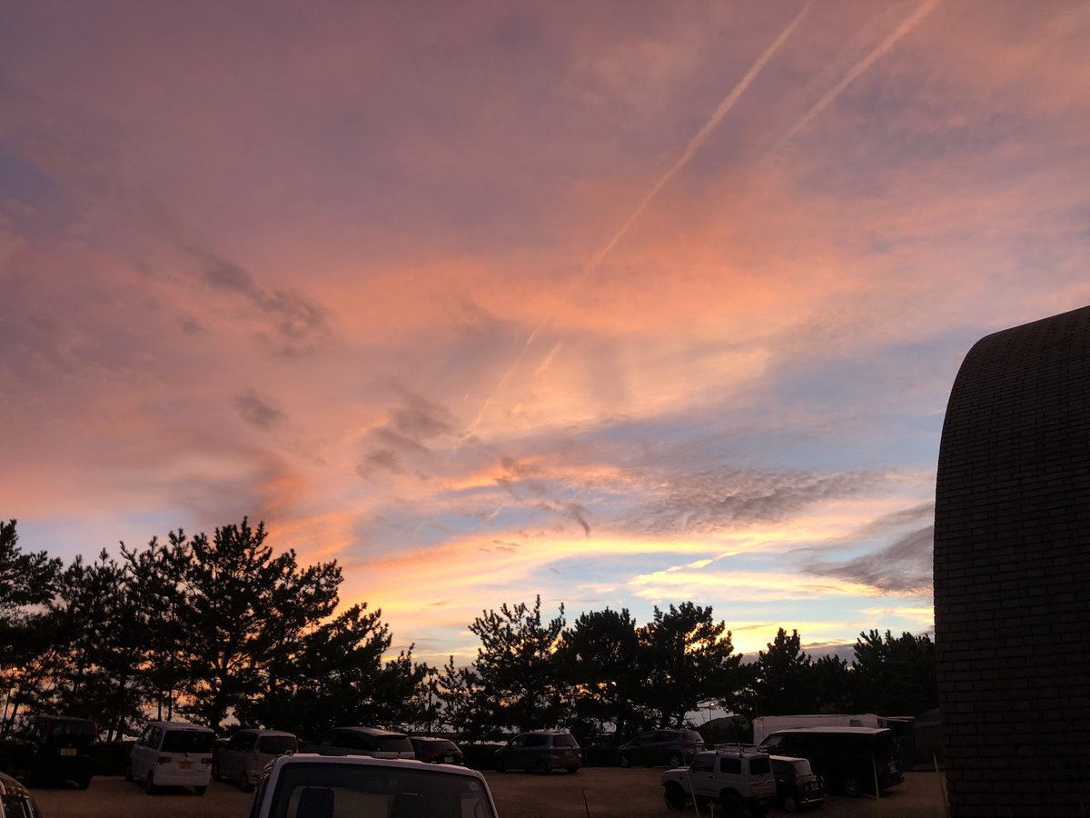 紀州ロック君を想えば無事終了しました！
しっかり水分補給もさせてもらって、元気に過ごせました！
色んな感動があったけど、みんな怪我なく熱中症にならないように気をつけてくれてたスタッフ、転換がスムーズに行くように手伝ってくれたスタッフ、なんせスタッフの方々本当にありがとう！！