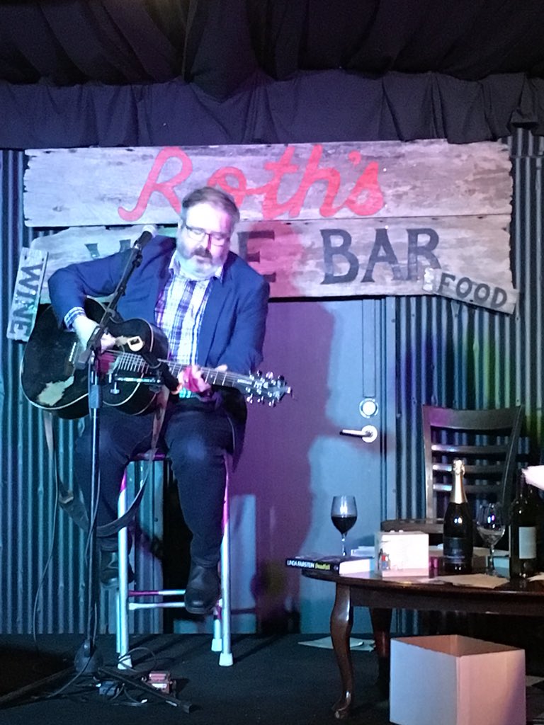 barafiona's tweet photo. Had a great time at trivia @Rothswinebar being thoroughly entertained by @AndrewPStreet for The Mudgee Readerβs Festival! And we won!! #SimplyRead #mudrf18 https://t.co/CFjN6IQWZr
