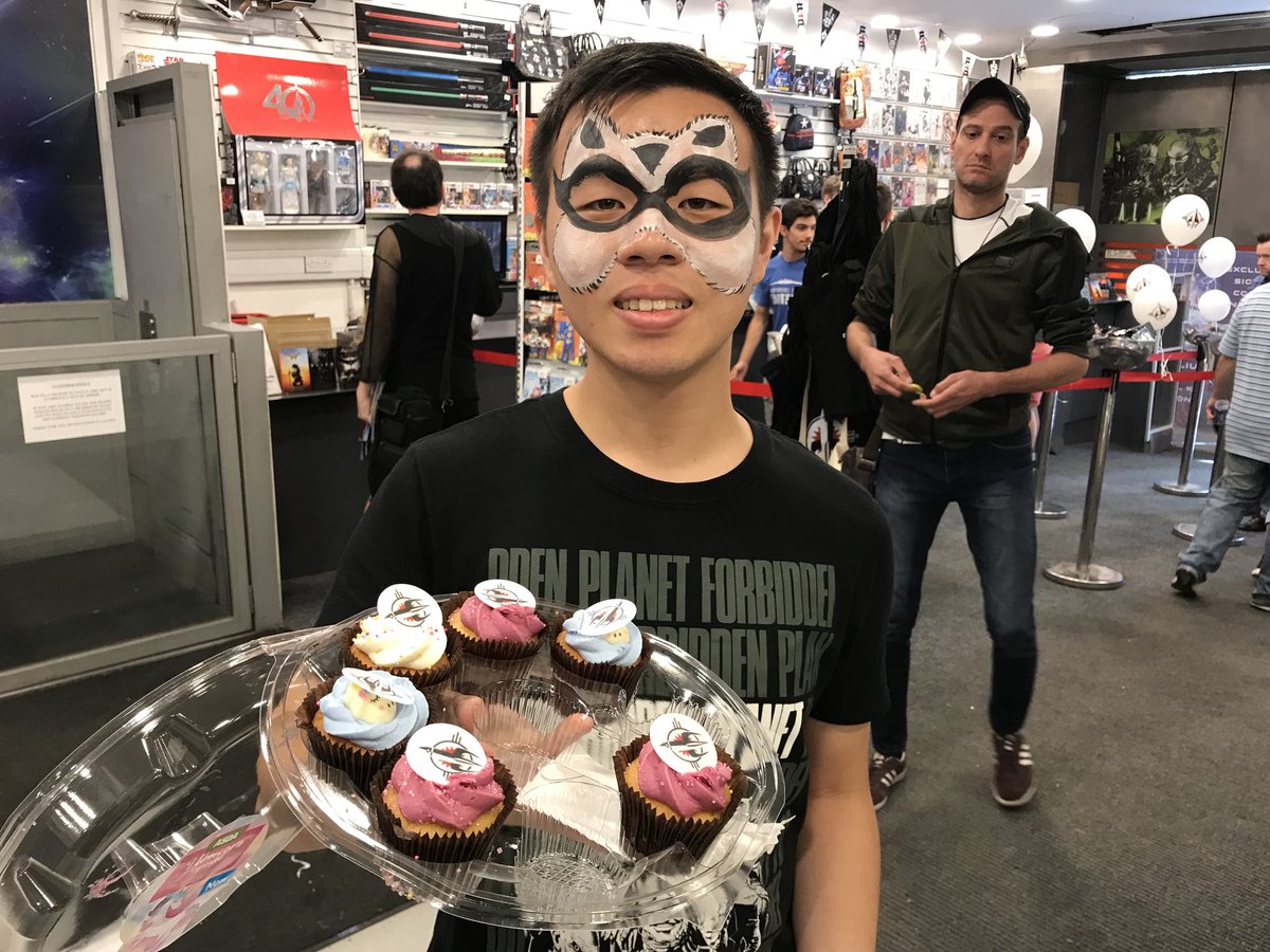 ForbiddenPlanet's tweet photo. Serving the #FPis40 cupcakes at #FPLondon. https://t.co/rQarKwL4C0