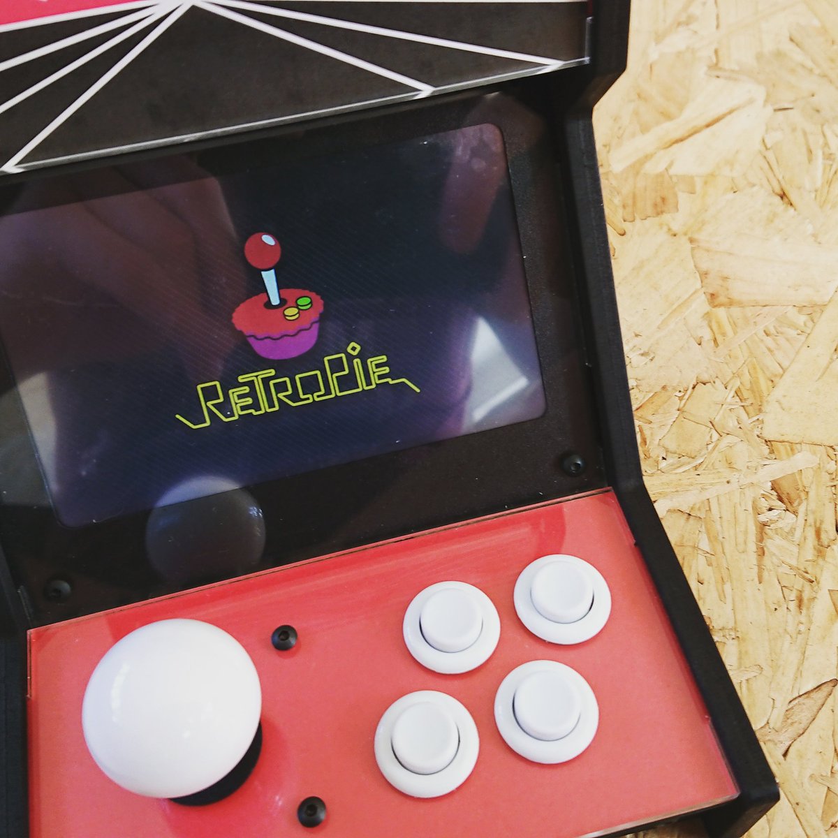 It lives! First test boot to make sure everything is wired OK and all seems to be running smoothly. Bit of cleanup and updated decals and we will be done! #picade #rombus #laserlife #lasercut #arcade #RaspberryPi