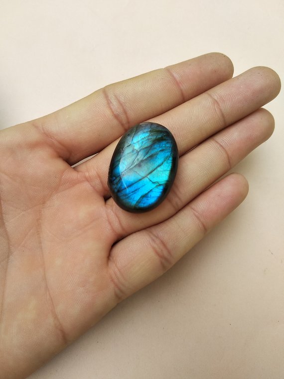 Nitaimo95401433's tweet photo. Labradorite Gemstone
Buy At
https://t.co/5WTPYl1O1B
#LabradoriteGemstone #BlueFireGemstone #JewelrySupplier #GracefulGemstone #SmoothStone #OvalShapeStone #BlueStone #MetaphysicalStone #FreefromGemstone #MeditationGemstone #Gemstone #RockGemstone #FlashyStone https://t.co/icCAUWCBWY