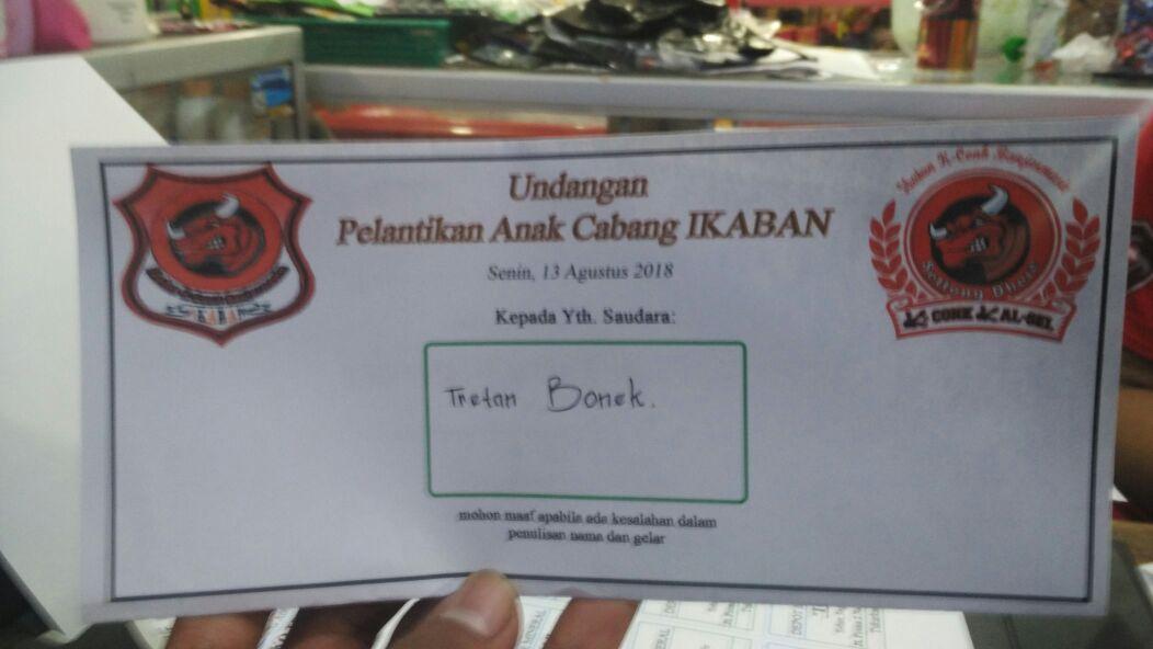 Weuiiihhh uleh undangan mangan2.kiro2 wong 25 oleh tekok opo gak yo??? Suwun undangane kangge lare bonek banjarmasin dan bonek kalsel pada umum y... @KConk1Dhere