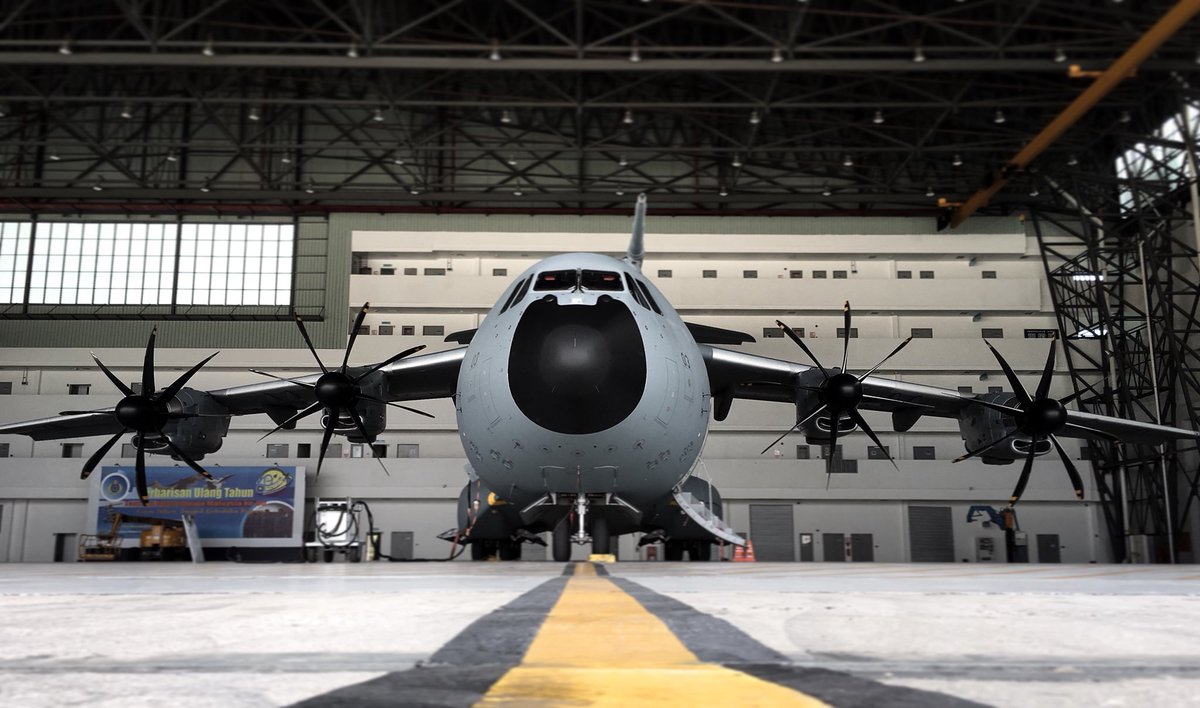 avgeekmy's tweet photo. Bismillah.
Grizzly.
@myTUDM
@AirbusDefence
#A400M
#M5403
#wmsa #szb. https://t.co/gz534lkJxG