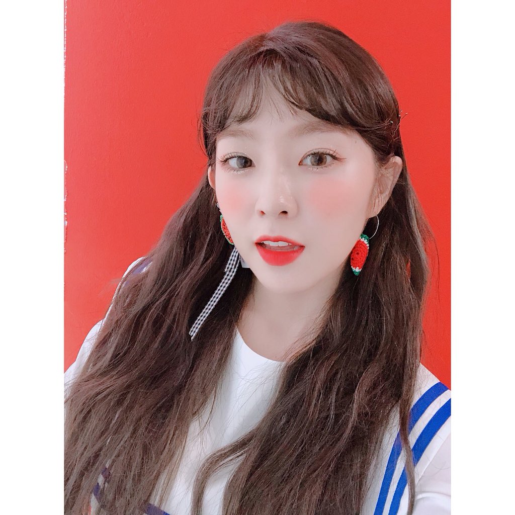 SweetBae329's tweet photo. #IRENE #아이린 https://t.co/OXYlLLKn6h