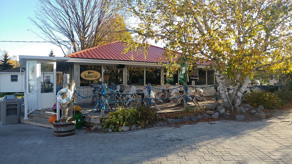 GBRFun's tweet photo. Visit The Boathouse Cafe today for some delicious food! It's as easy as turning that hot stove off and turning the car on! https://t.co/cVQT5OVcrW