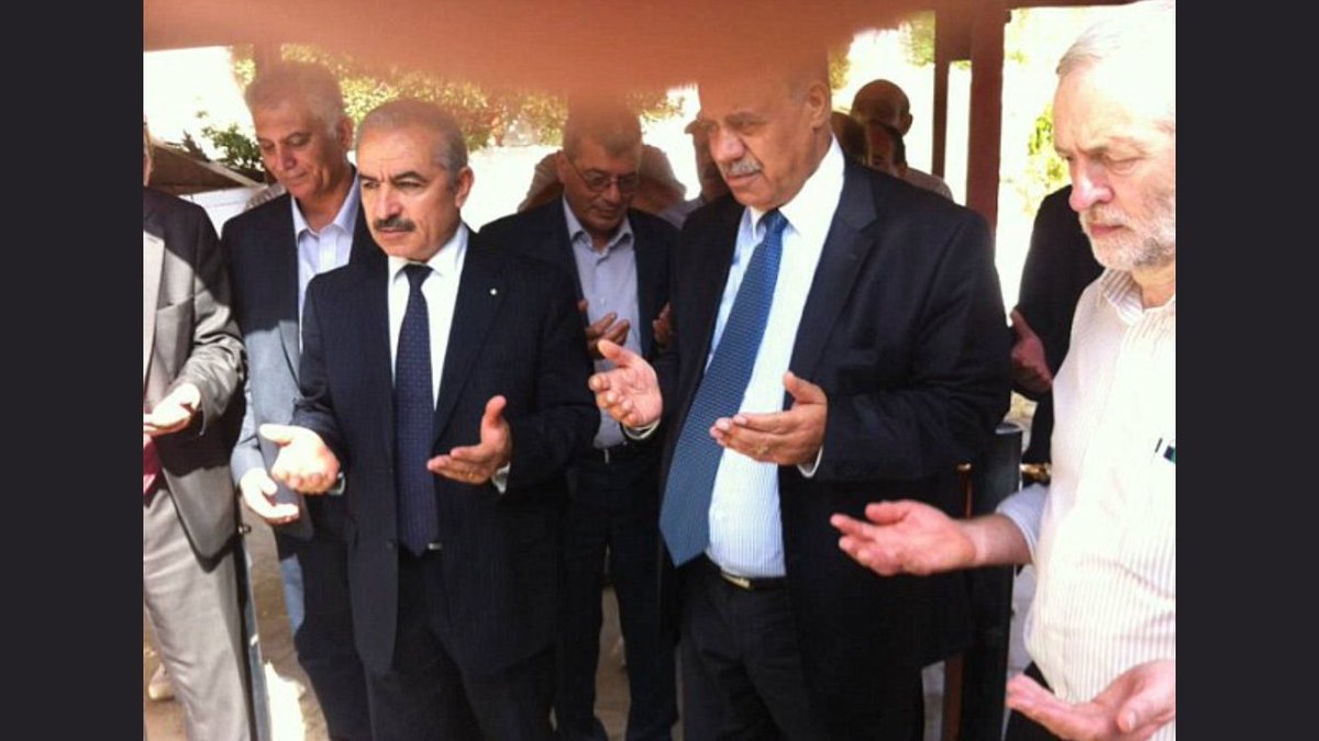 CorbynSnap's tweet photo. Delighted to join in Islamic prayer as part of a ceremony honouring terrorists who brutally slaughtered innocent Olympic athletes. Obviously, however, I wouldn’t sing my country’s national anthem, as that would have been bad. Make me Prime Minister. #JC4PM https://t.co/oV4juAISv9