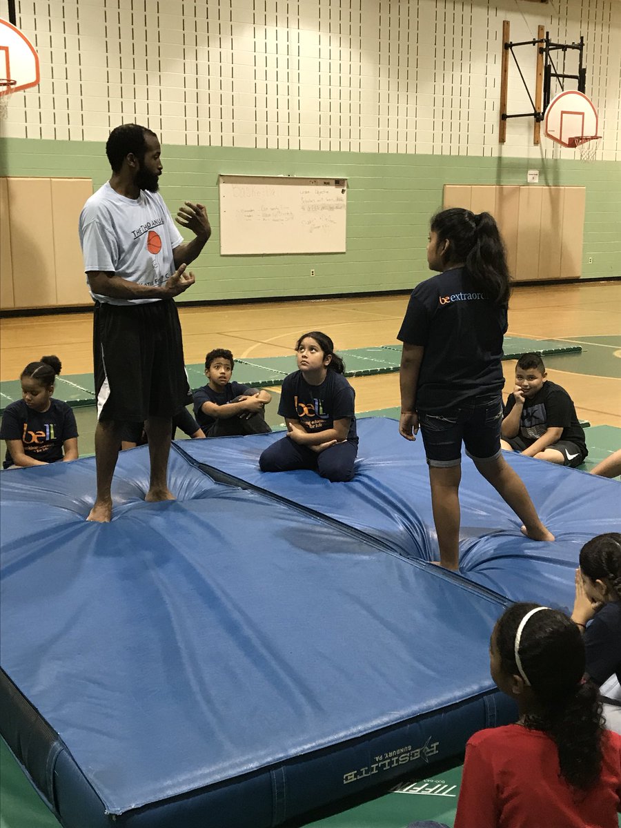 BellExcell2K18's tweet photo. Our ‘End of Summer Showcase’ was awesome! It was well attended by families. The event offered an array of enrichment experiences that our scholars looked forward to engaging in! Here’s to choice &amp; opportunity! 🎉#weareBELL #enrichedengagement @chrismi11er @experienceBELL https://t.co/aHiut4cvPA