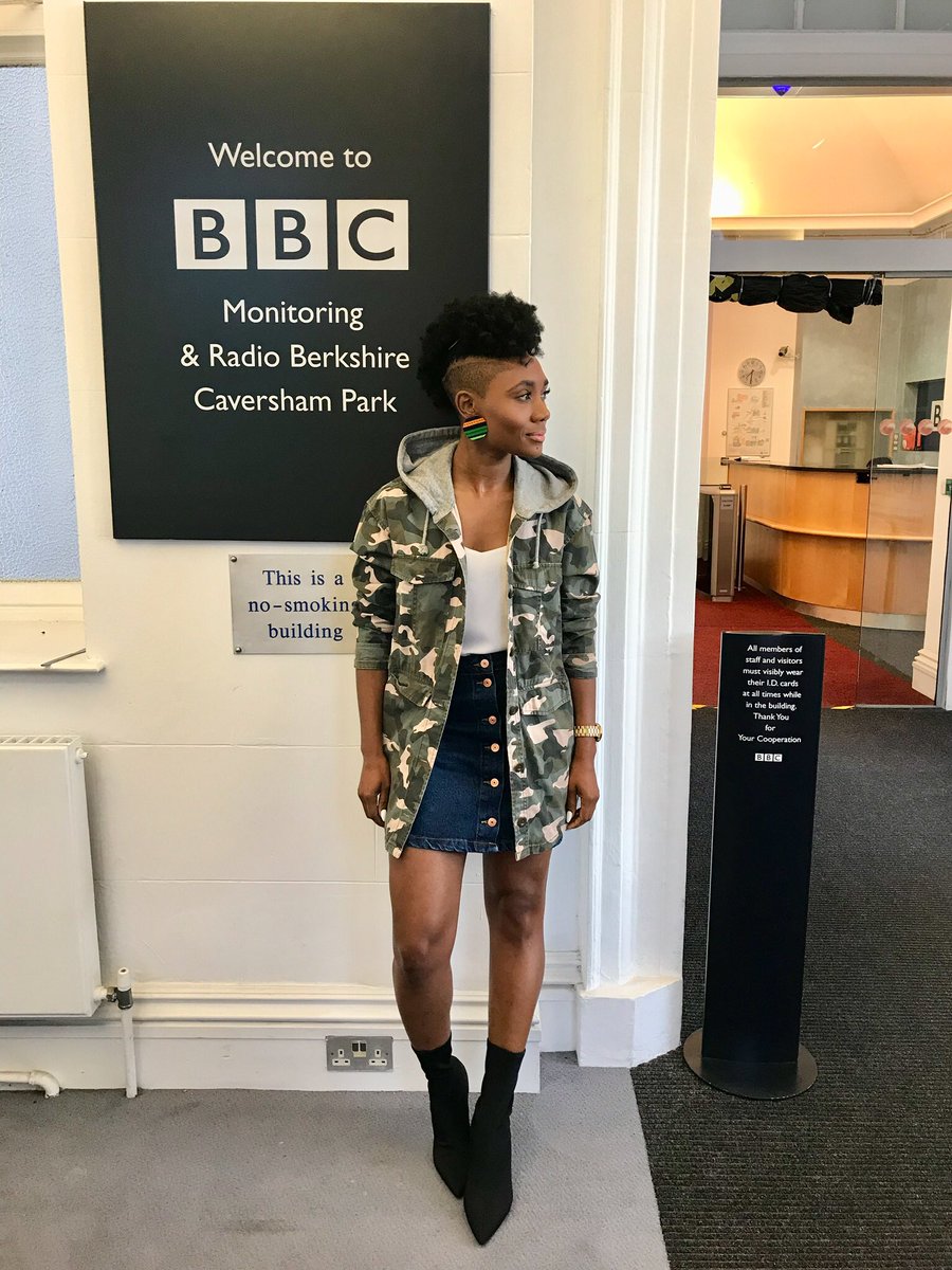 SharleneMoniq's tweet photo. Thank you @natashawatts & #BBCBerkshire for the chat about #tvwork #DestinyEP, #thekingdomchoir & I loved the questions you asked #WhatsTheDream. I love interviews that feel like casual chats โบ๏ธ.
__
Styling/ hair @Moiso_london https://t.co/ejizshtpnK