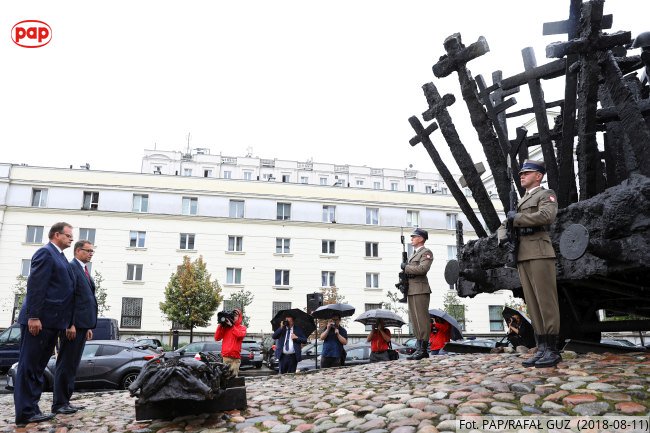 #Warszawa: upamiętniono ponad 111 tys. Polaków - ofiar sowieckiego ludobójstwa z lat 1937-38 dzieje.pl/aktualnosci/wa…

#OperacjaPolska #NKWD #SowieckieZbrodnie #ZSRS