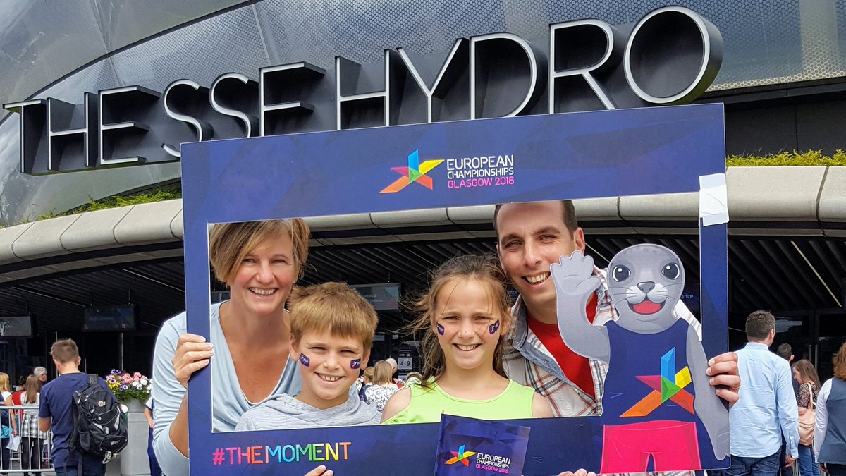 MarkGPetrie's tweet photo. What better way to start the last week of the summer holidays than cheering on @maxwhitlock1 and the rest of the @BritGymnastics boys @Glasgow2018 #EC2018 #TheMoment #FlyTheFlag #HelloHydro #ScotlandIsNow https://t.co/phIs8WwpYT