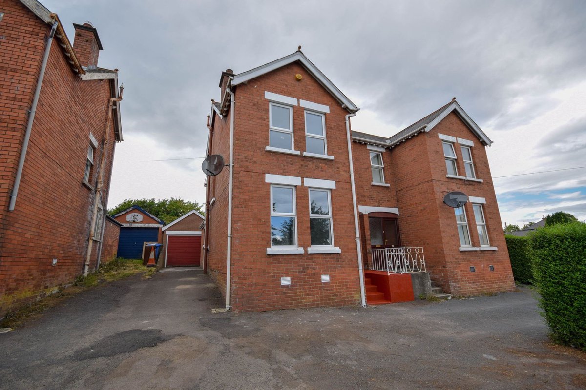 Onlineagentni's tweet photo. A1 Refurb Right Here 👌 https://t.co/LByqMOW0zy https://t.co/ImganpXQxa