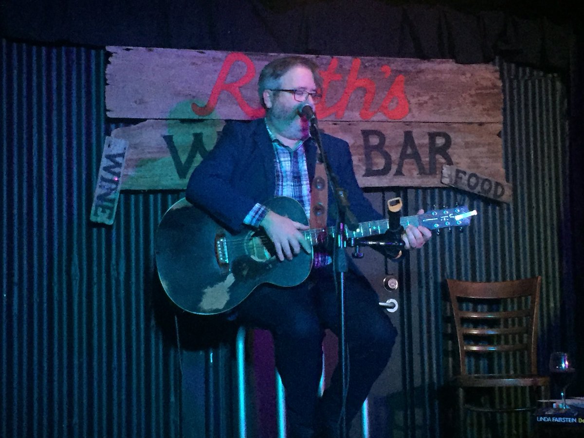 catherine_bourk's tweet photo. We need more @AndrewPStreet songs and music in the world. Loved Mudgee readers festival music trivia, loved the company and wine, but particularly enjoyed Andrew’s impromptu songs #mudrf18 https://t.co/4RWEnrRVWI