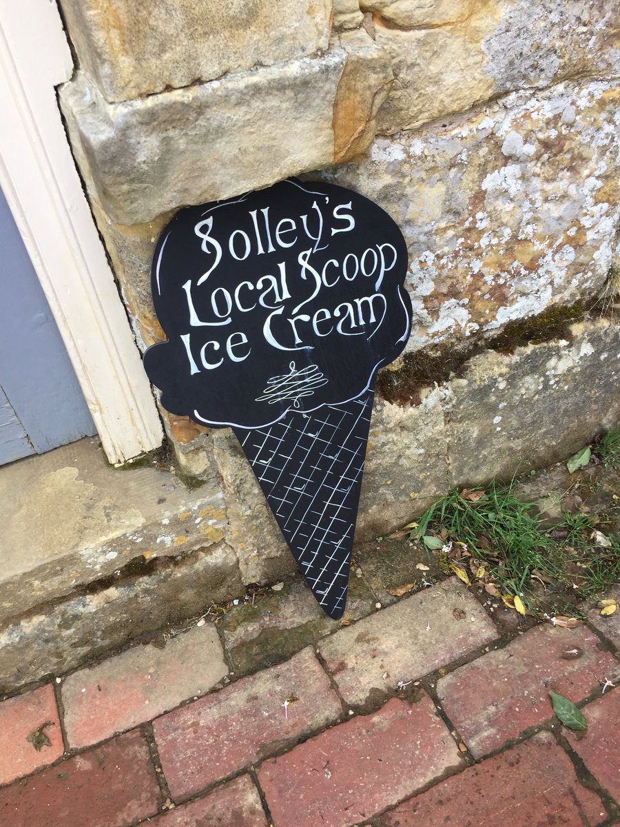 TQSLimited's tweet photo. Lovely jubbly @scotneycastleNT @solleysicecream what’s your favourite flavour? 🍦 #kent #nationatrust #tunbridgewells https://t.co/E9aOJgJg75
