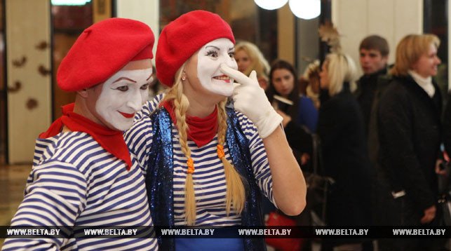 IFS_news's tweet photo. BELARUS: Minsk International Film Festival Listapad 2018 scheduled for 2-9 November
#MinskInternationalFilmFestival #MIFF #Listapad https://t.co/HHxOzQs2Gw https://t.co/rC7xajUw9O